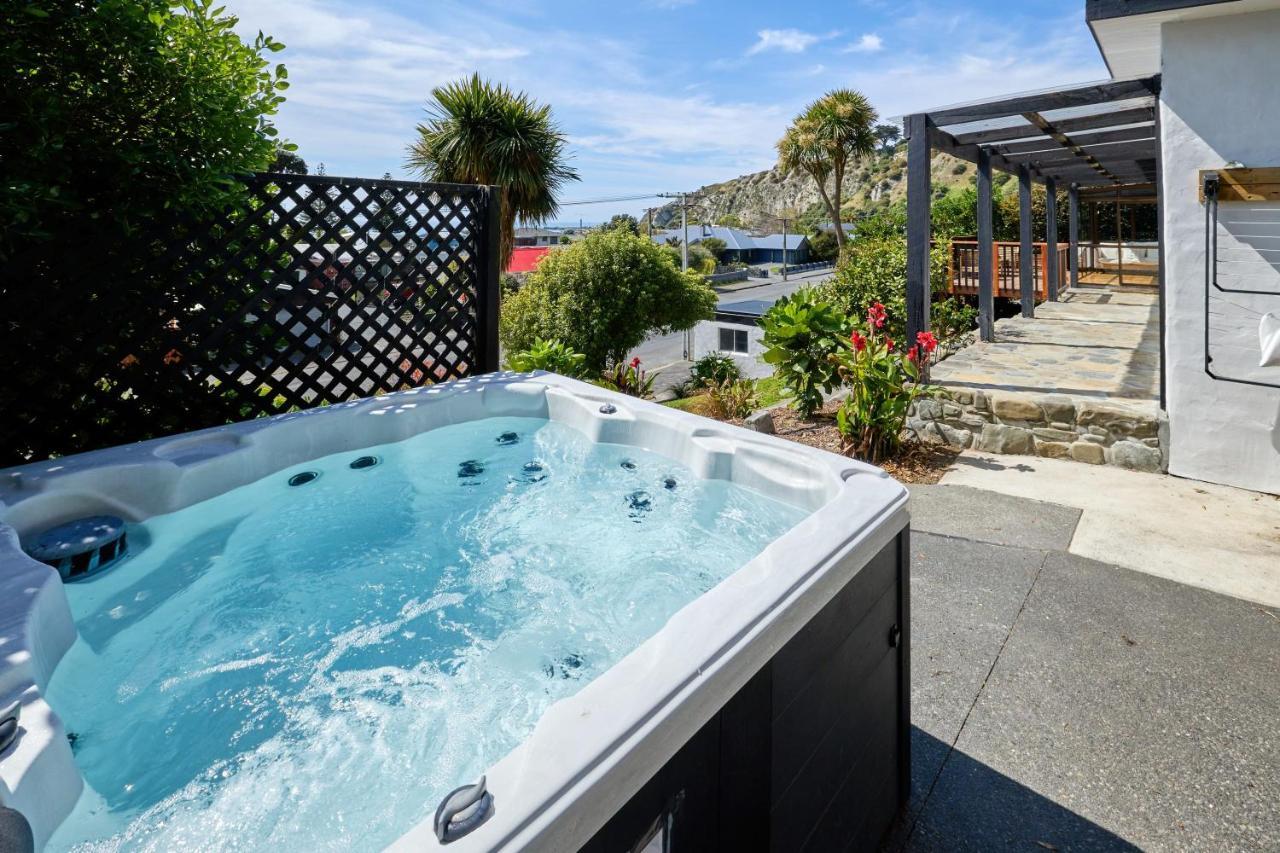 Hot Tub, Great Views, Close To Beach Kaikoura Zewnętrze zdjęcie